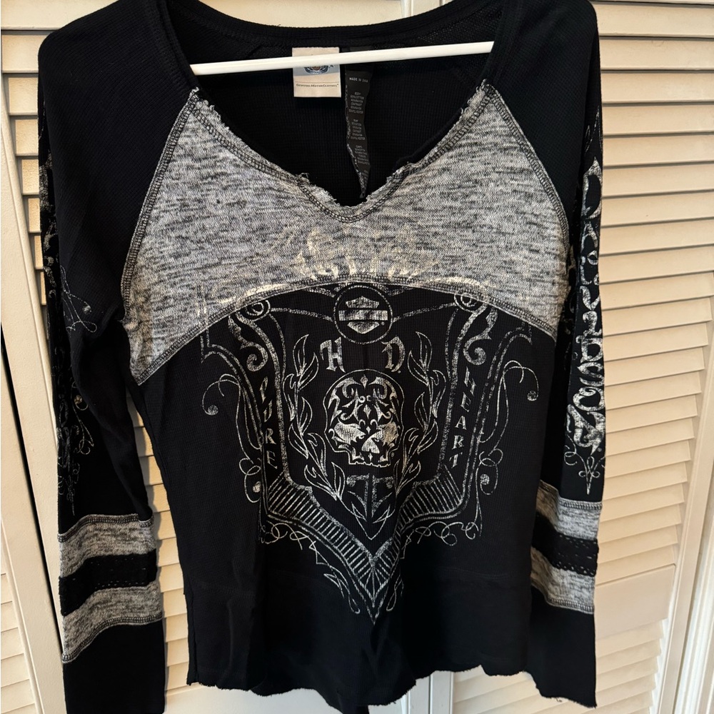 Women’s black Harley shirt